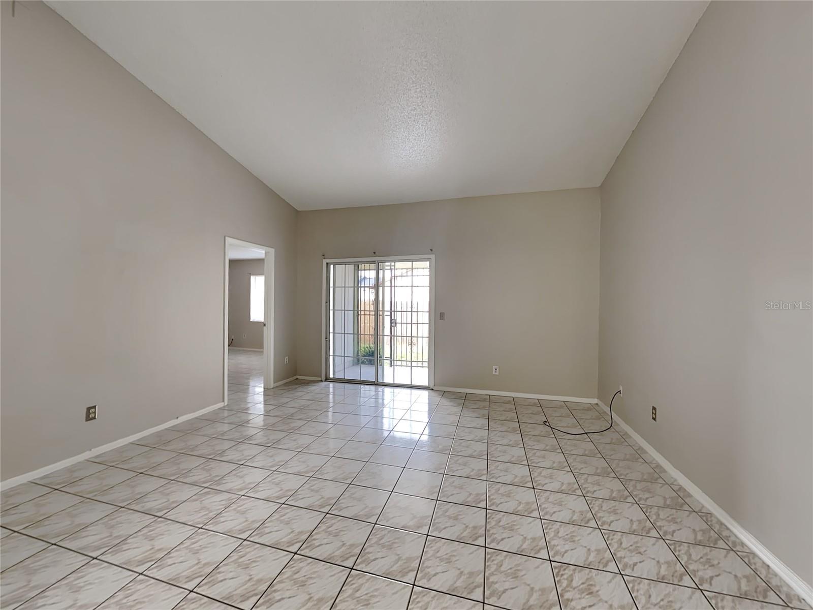 Image 4 of 16 For 1921 Truman Road