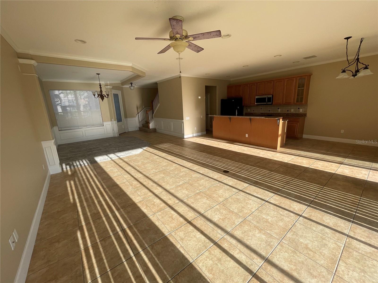 Image 2 of 4 For 8314 Via Verona