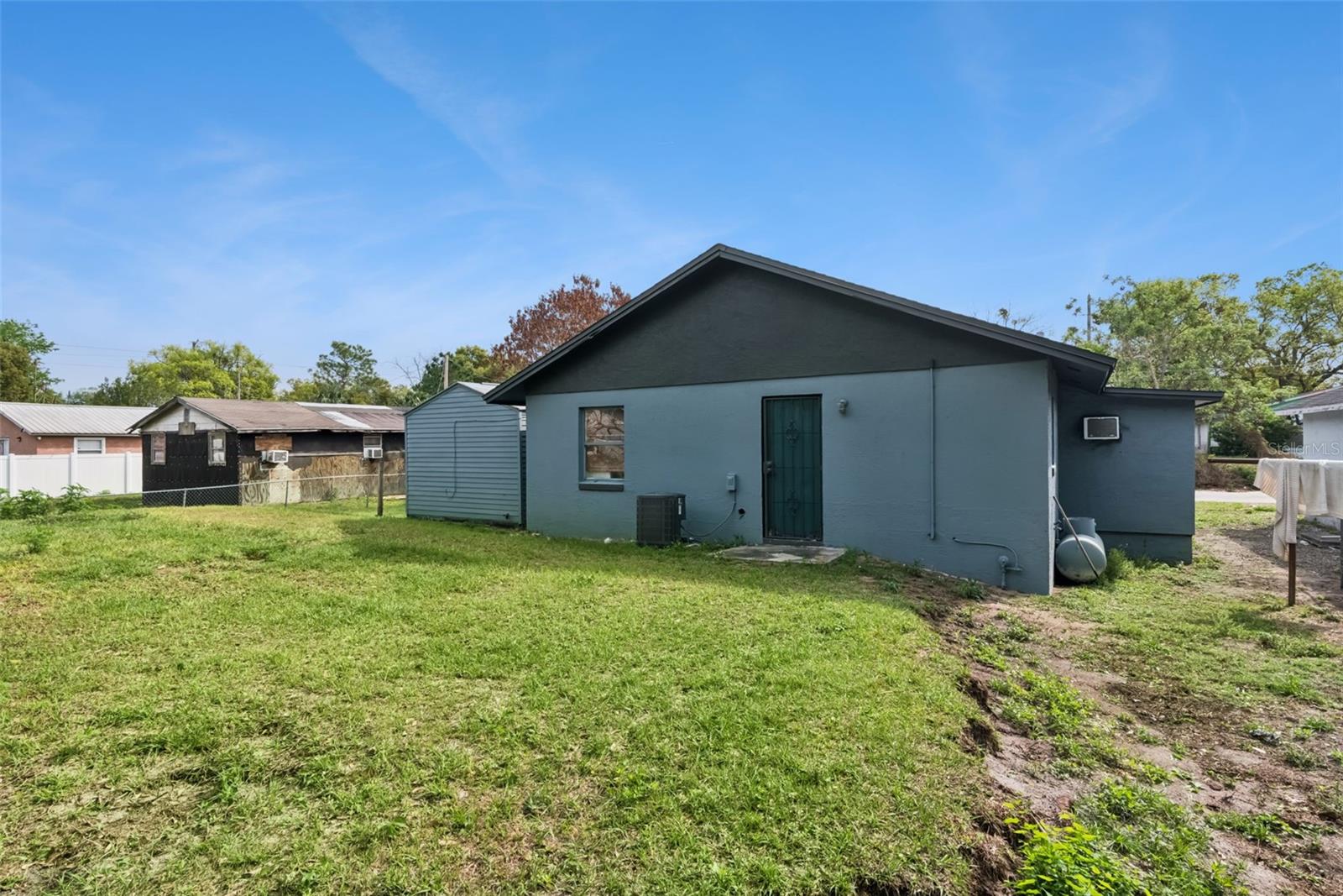 Image 19 of 20 For 2260 Dolarway Street