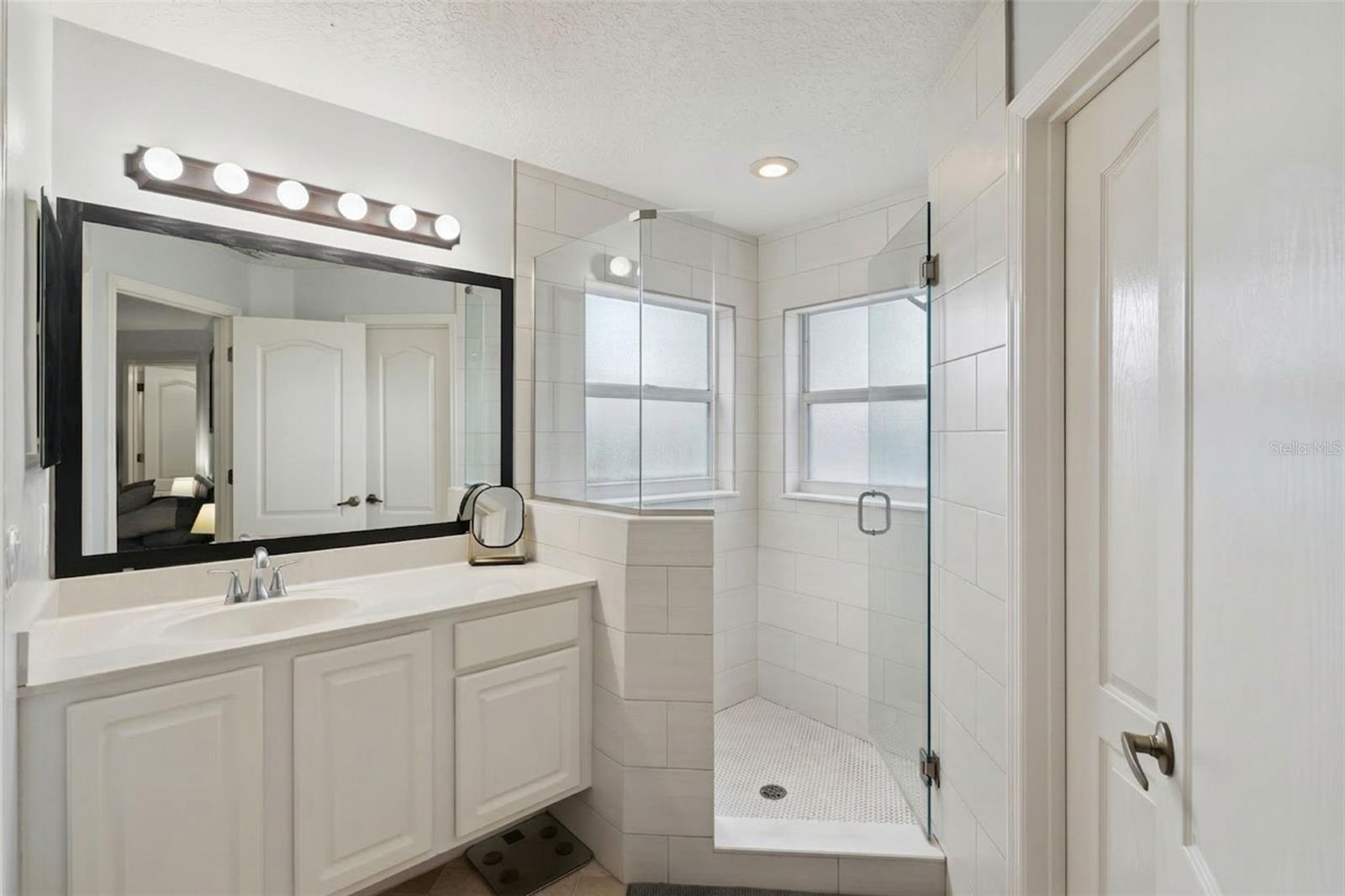 Image 15 of 31 For 1529 Grassy Ridge Lane