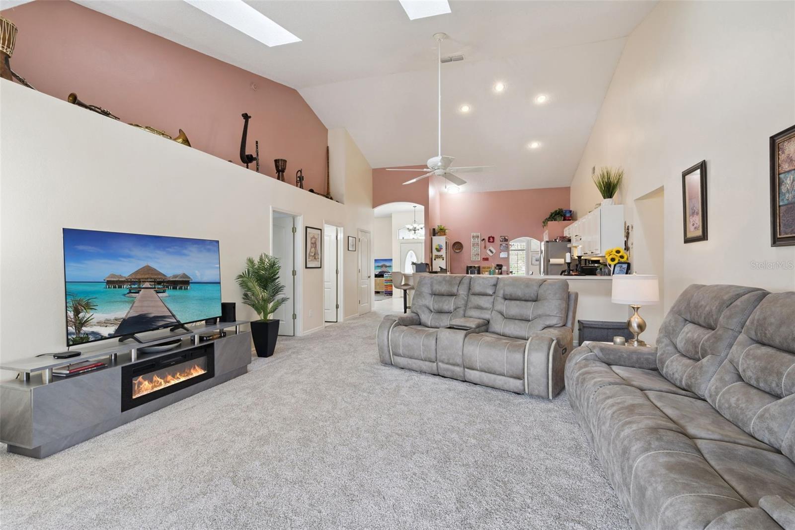 Image 6 of 31 For 1529 Grassy Ridge Lane