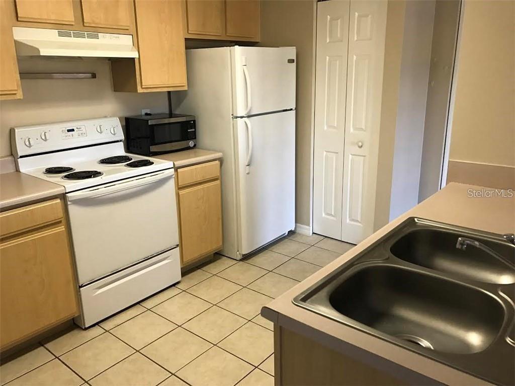 Image 6 of 18 For 10831 Windsor Walk Drive 1308