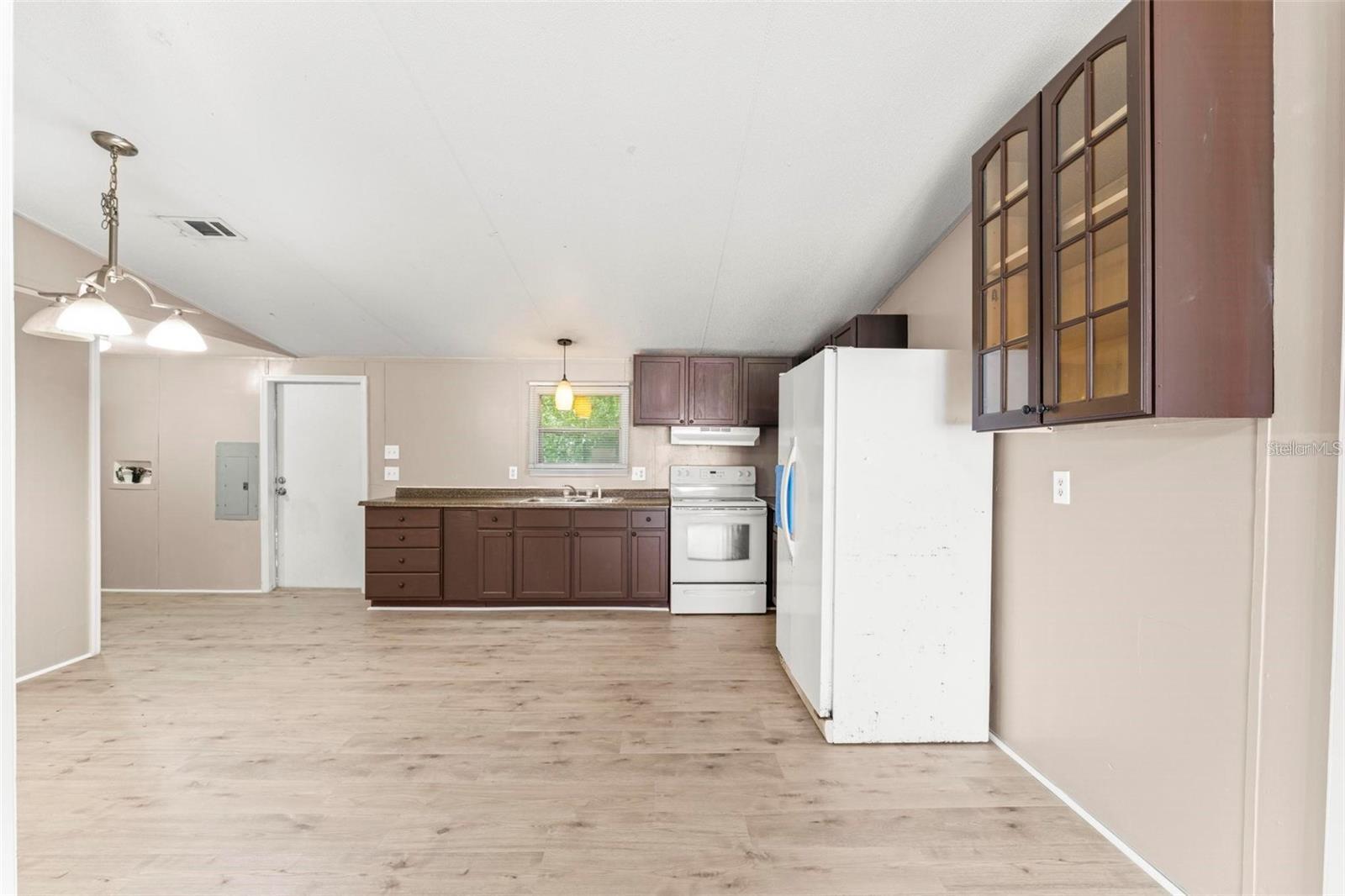 Image 8 of 24 For 201 5th Street