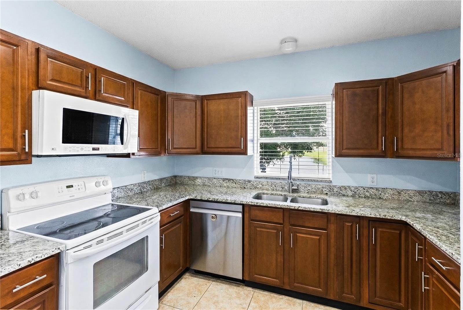 Image 10 of 26 For 2620 Woods Edge Circle