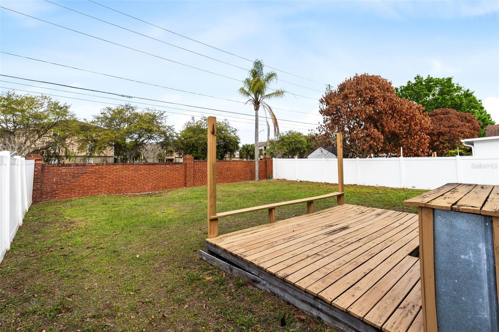 Image 18 of 26 For 2620 Woods Edge Circle