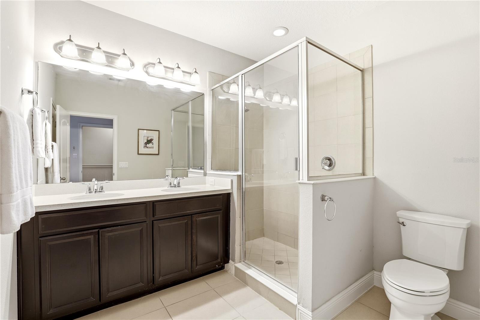 Image 19 of 41 For 15381 Honeybell Drive