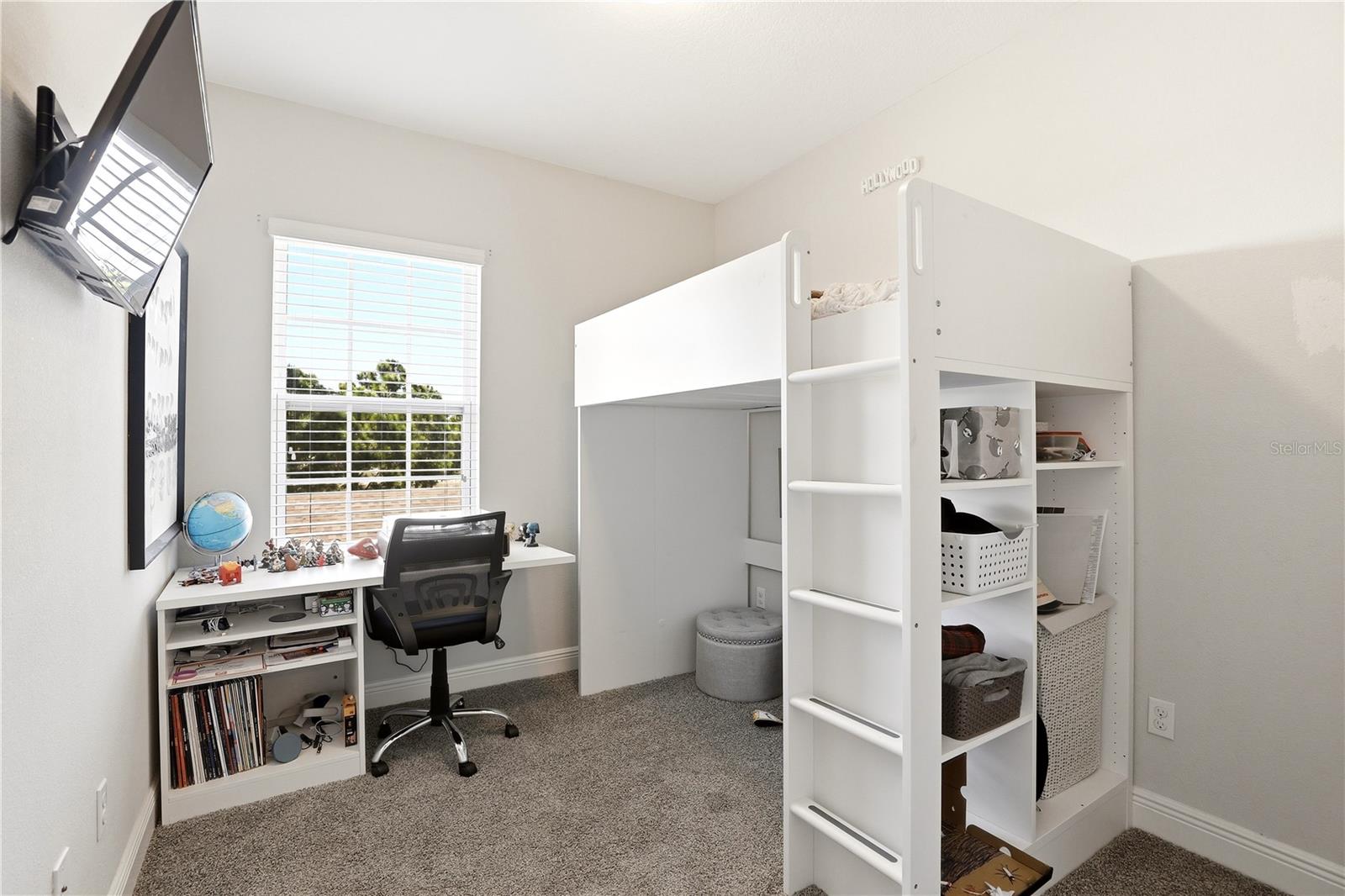 Image 23 of 41 For 15381 Honeybell Drive