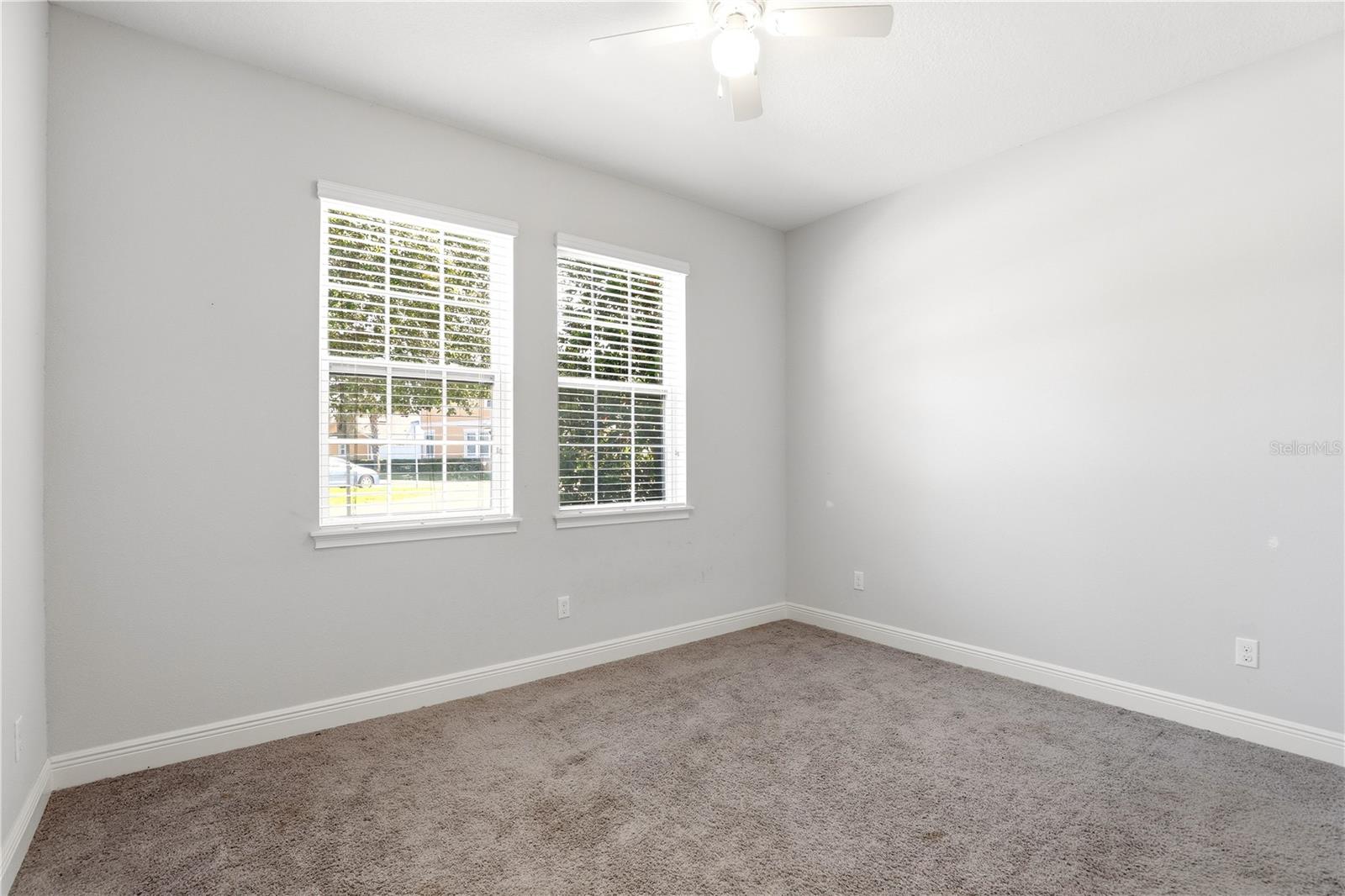 Image 27 of 41 For 15381 Honeybell Drive