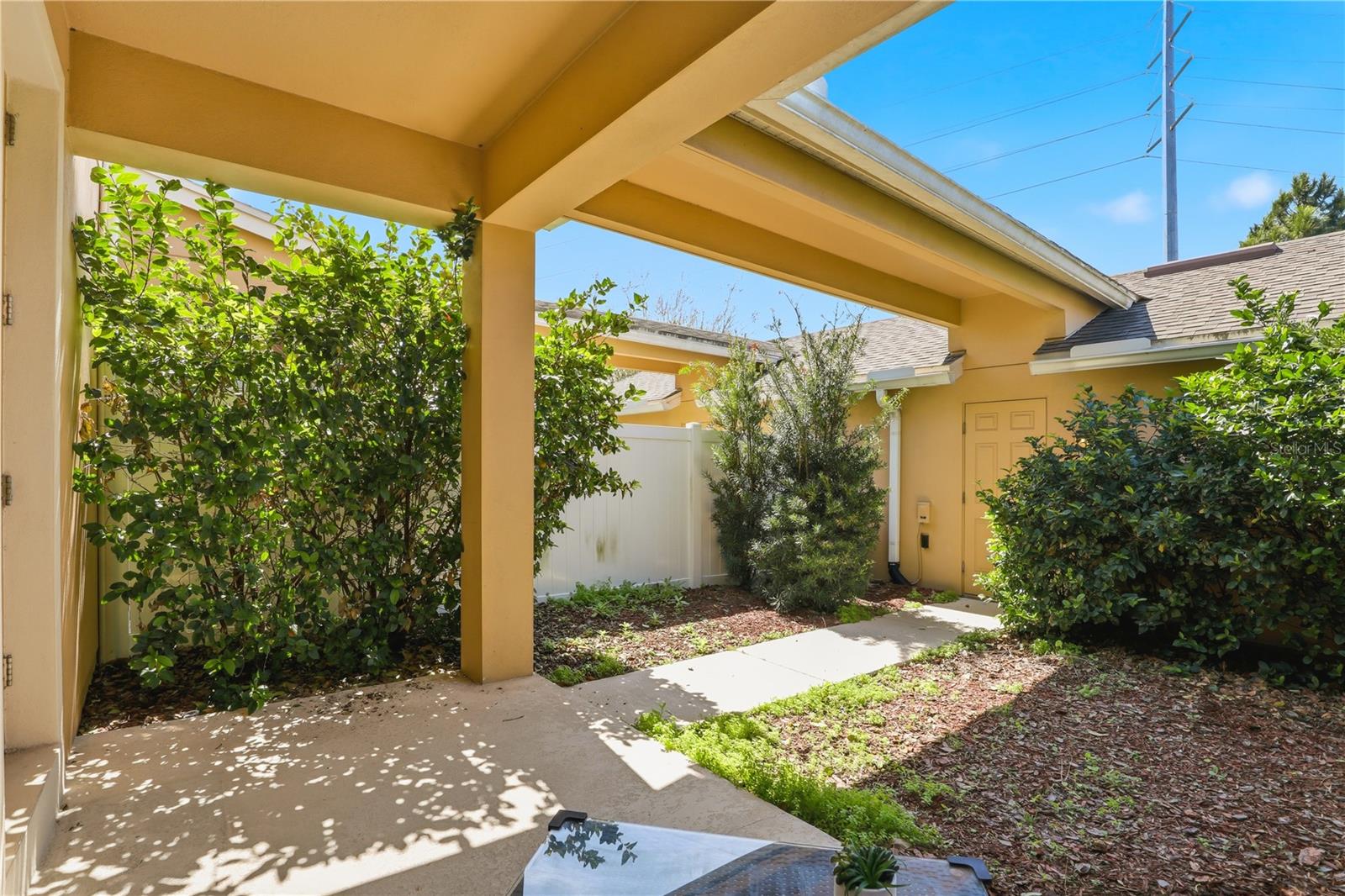 Image 30 of 41 For 15381 Honeybell Drive