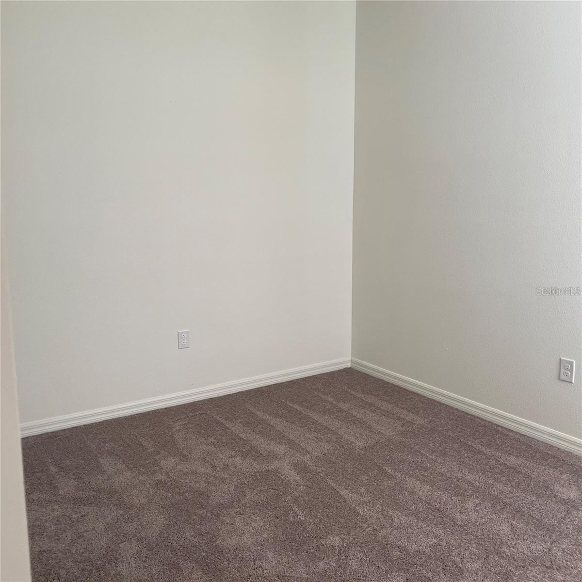 Image 22 of 36 For 2327 Twin Flower Lane