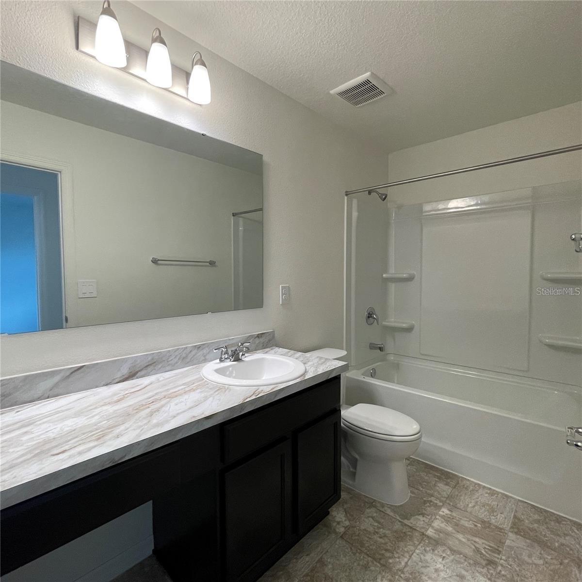 Image 23 of 36 For 2327 Twin Flower Lane