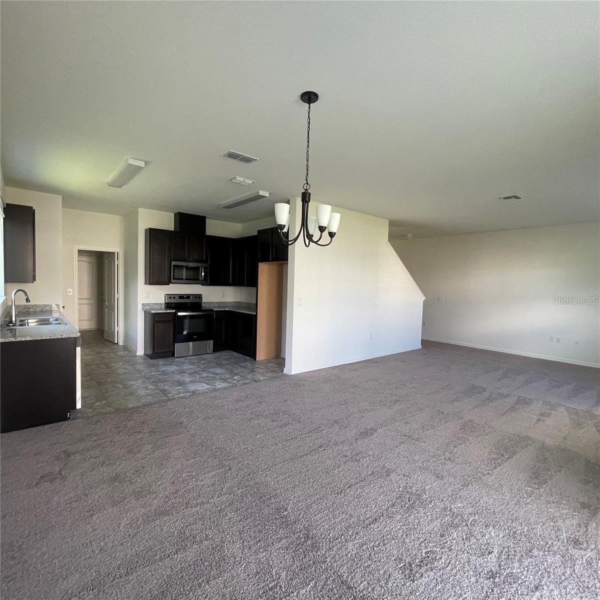 Image 8 of 36 For 2327 Twin Flower Lane