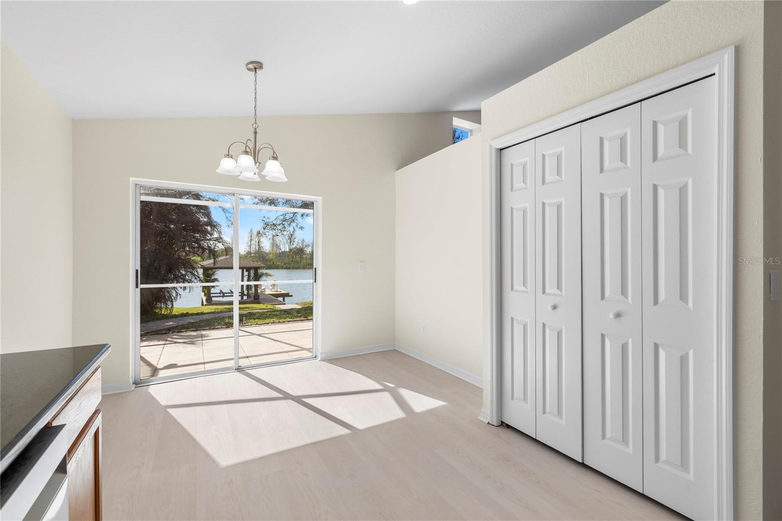 Image 12 of 38 For 1240 Vinetree Drive