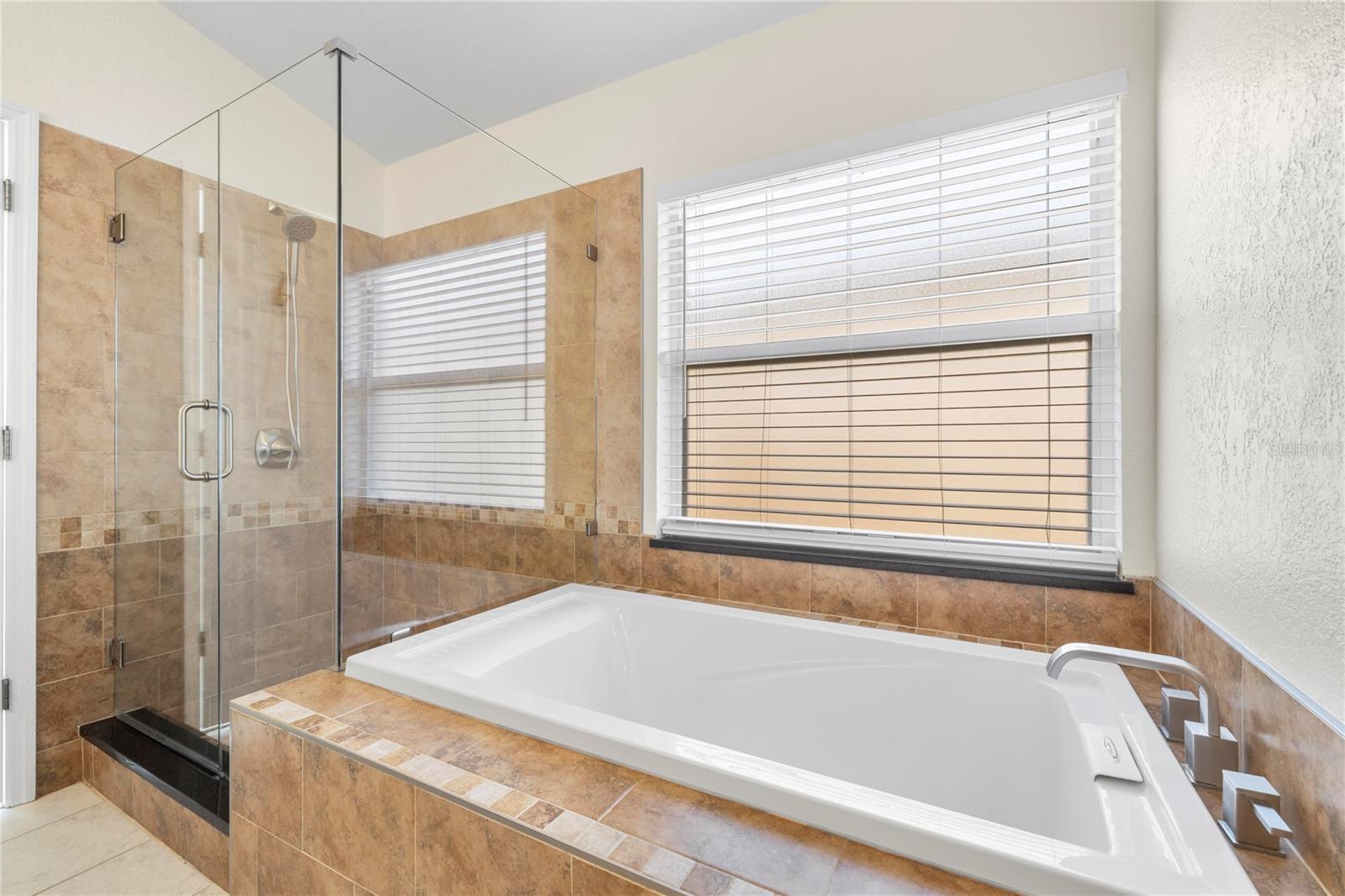 Image 20 of 38 For 1240 Vinetree Drive