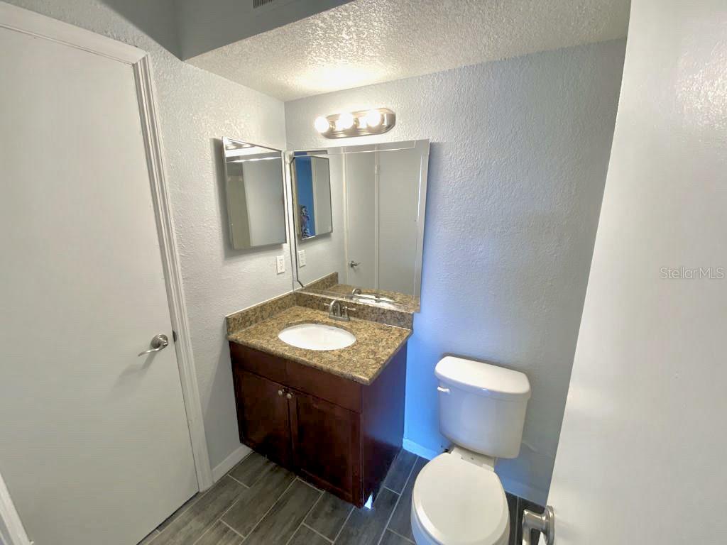 Image 16 of 21 For 5152 Conroy Road 1324