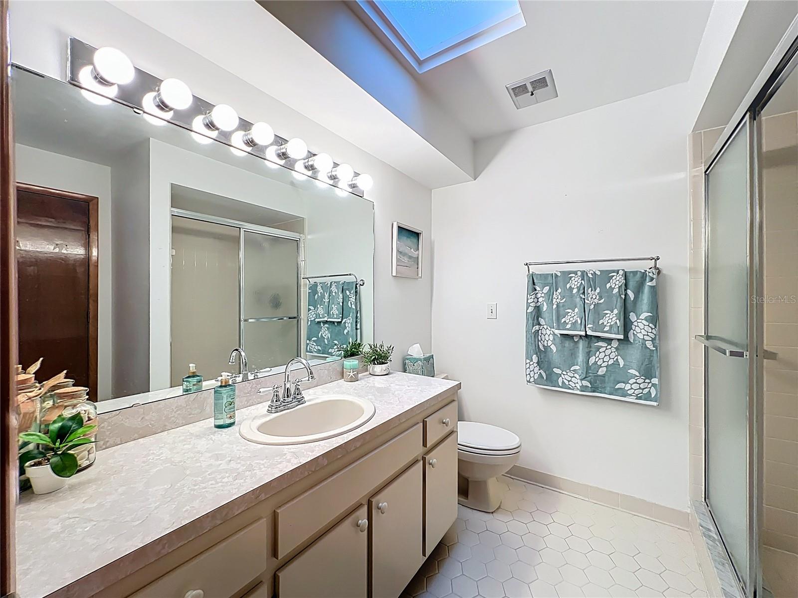 Image 29 of 45 For 717 Adidas Road