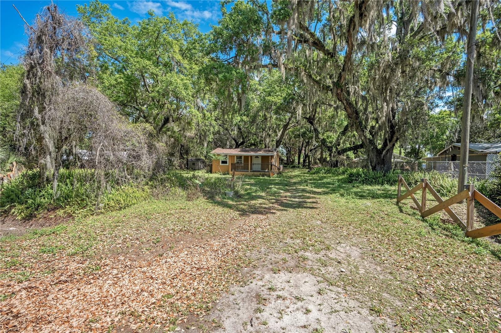 Image 7 of 23 For 1705 Evergreen Street