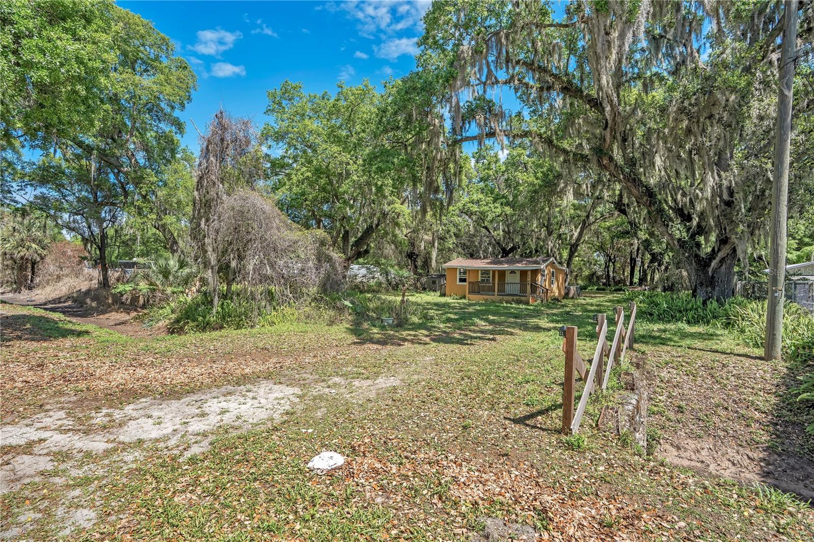 Image 8 of 23 For 1705 Evergreen Street