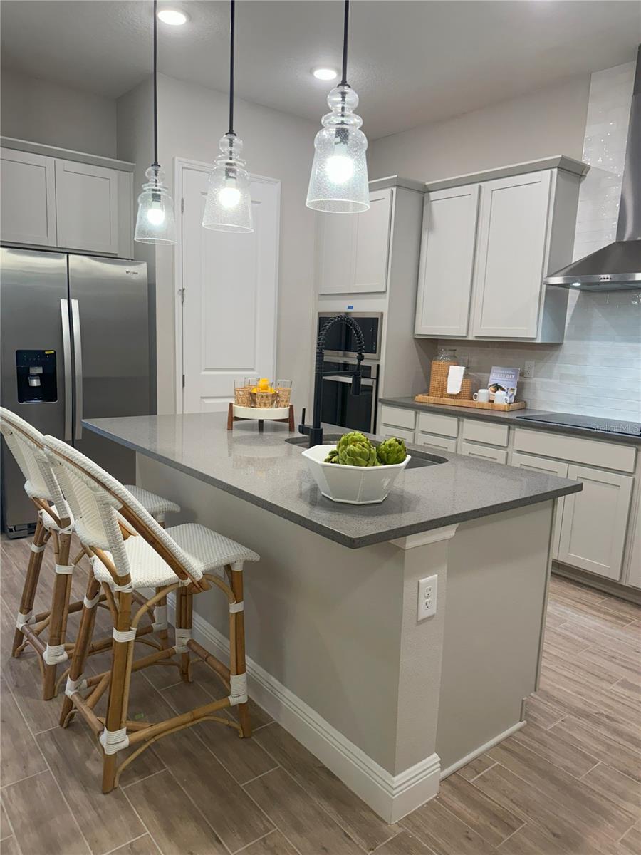 Image 12 of 29 For 2920 Voyager Avenue