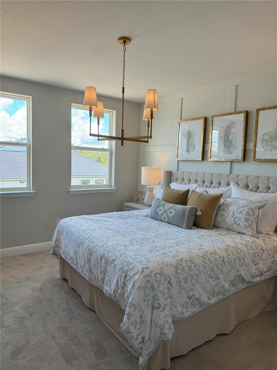 Image 18 of 29 For 2920 Voyager Avenue