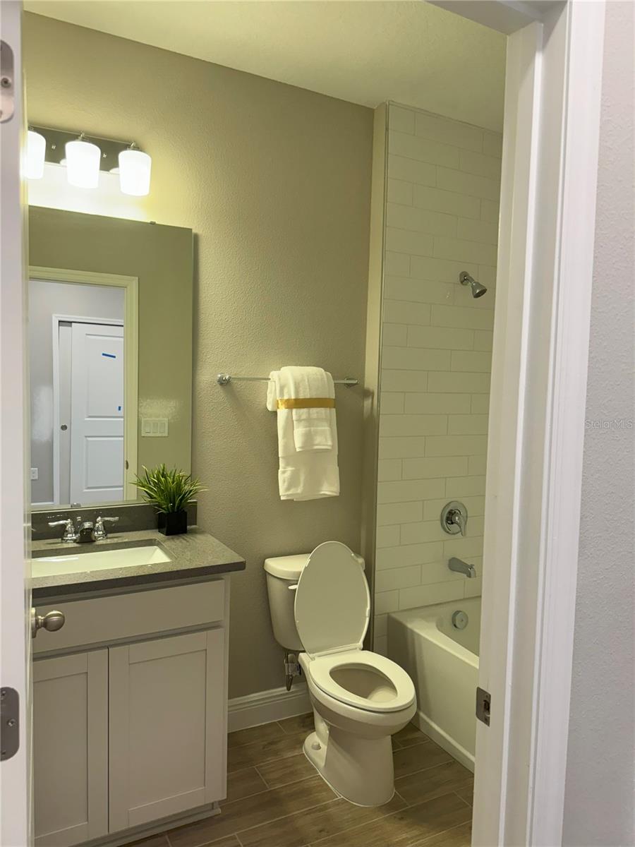 Image 21 of 29 For 2920 Voyager Avenue