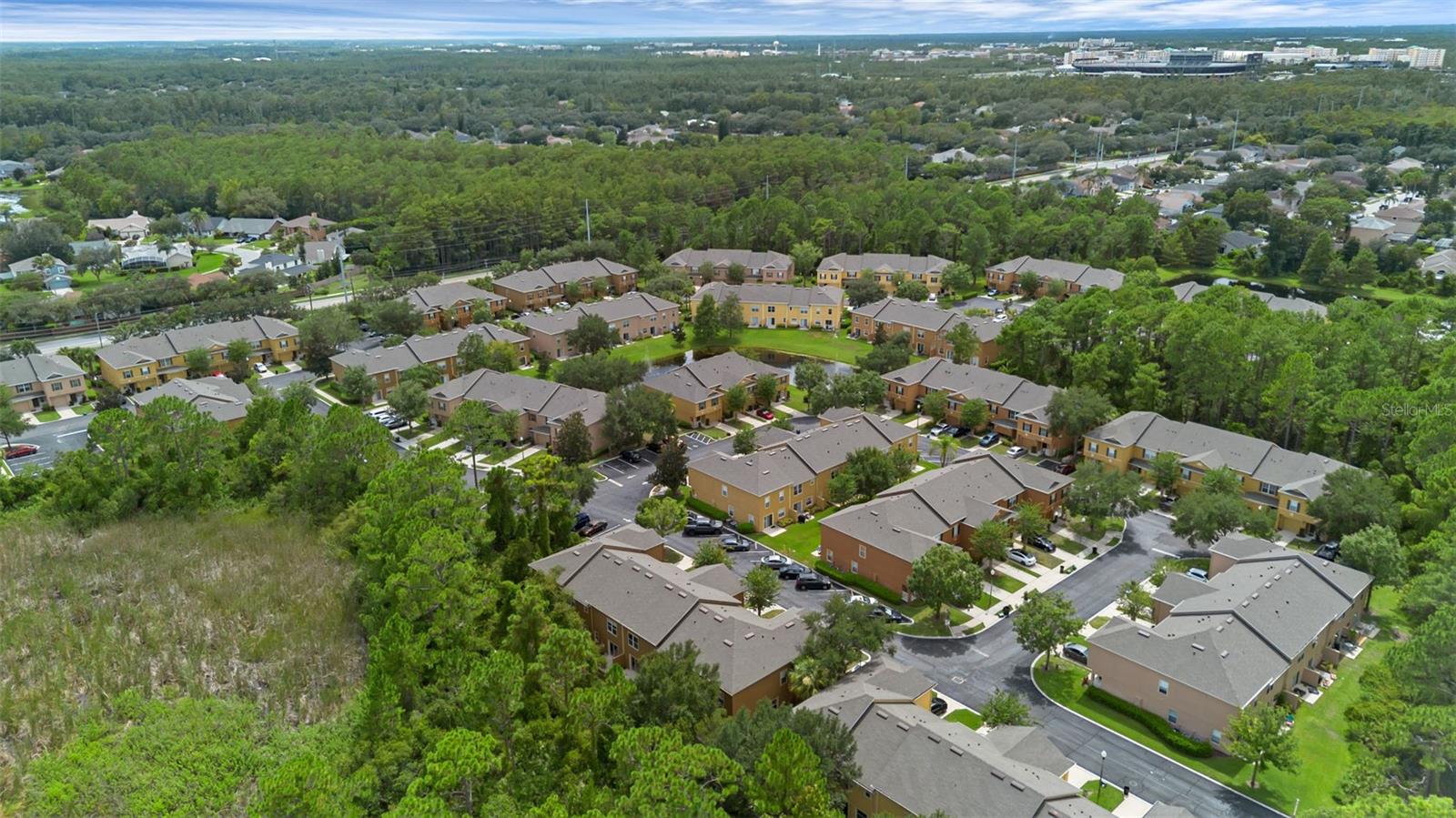 Image 36 of 39 For 4587 Lacebark Trail