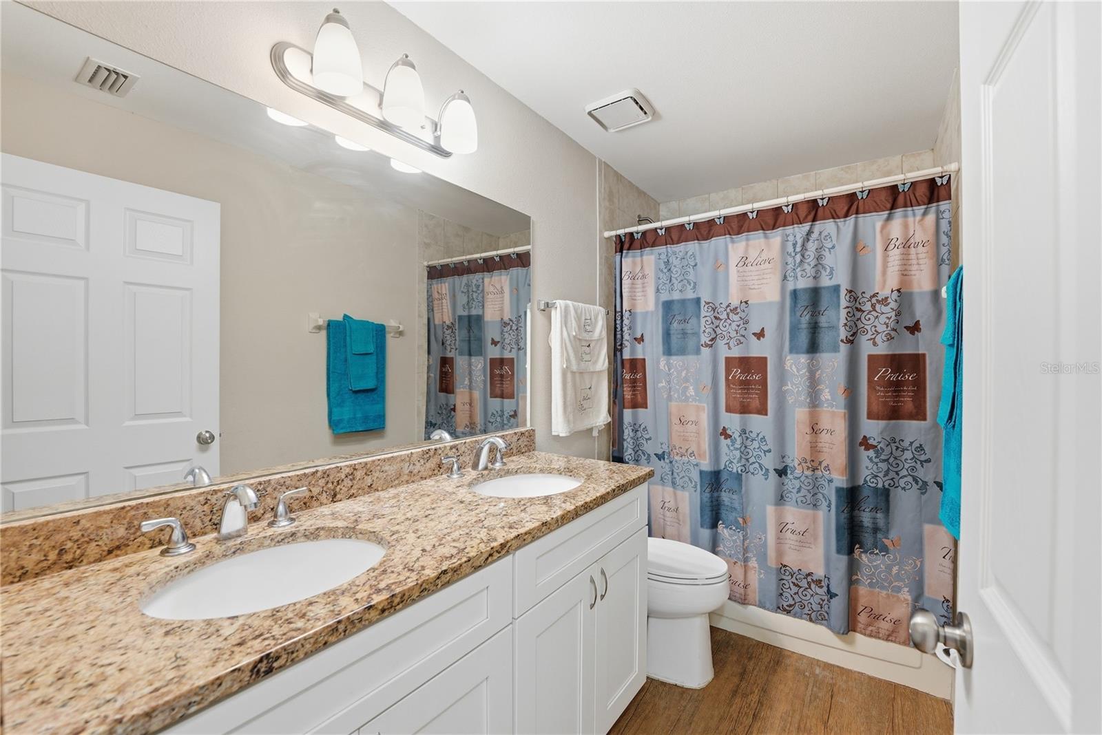 Image 14 of 29 For 6459 Fall Street