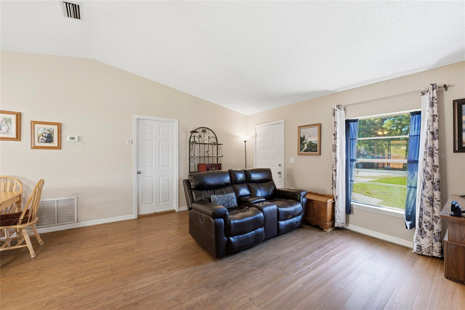 Image 5 of 29 For 6459 Fall Street