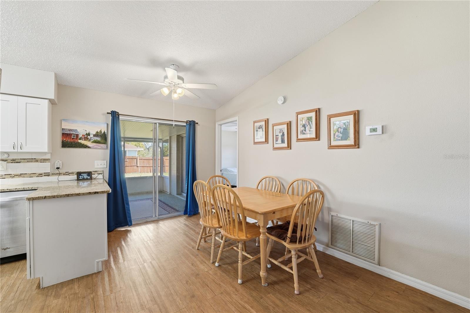 Image 7 of 29 For 6459 Fall Street