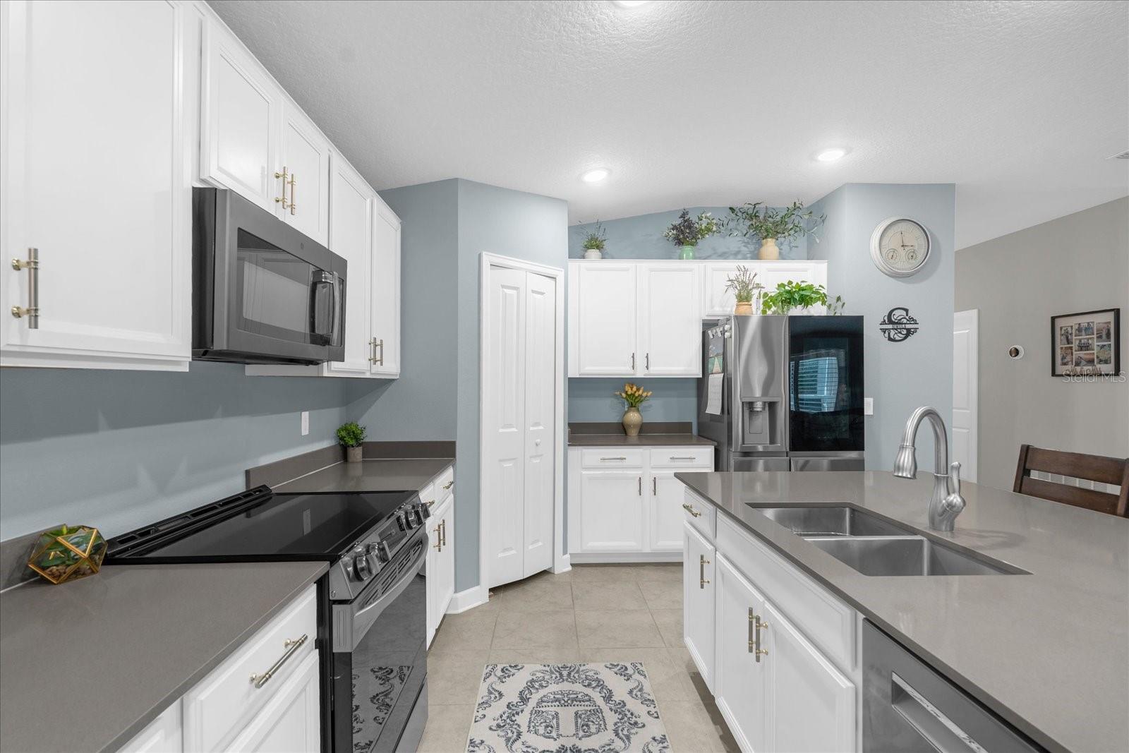 Image 6 of 29 For 4474 Tahoe Circle