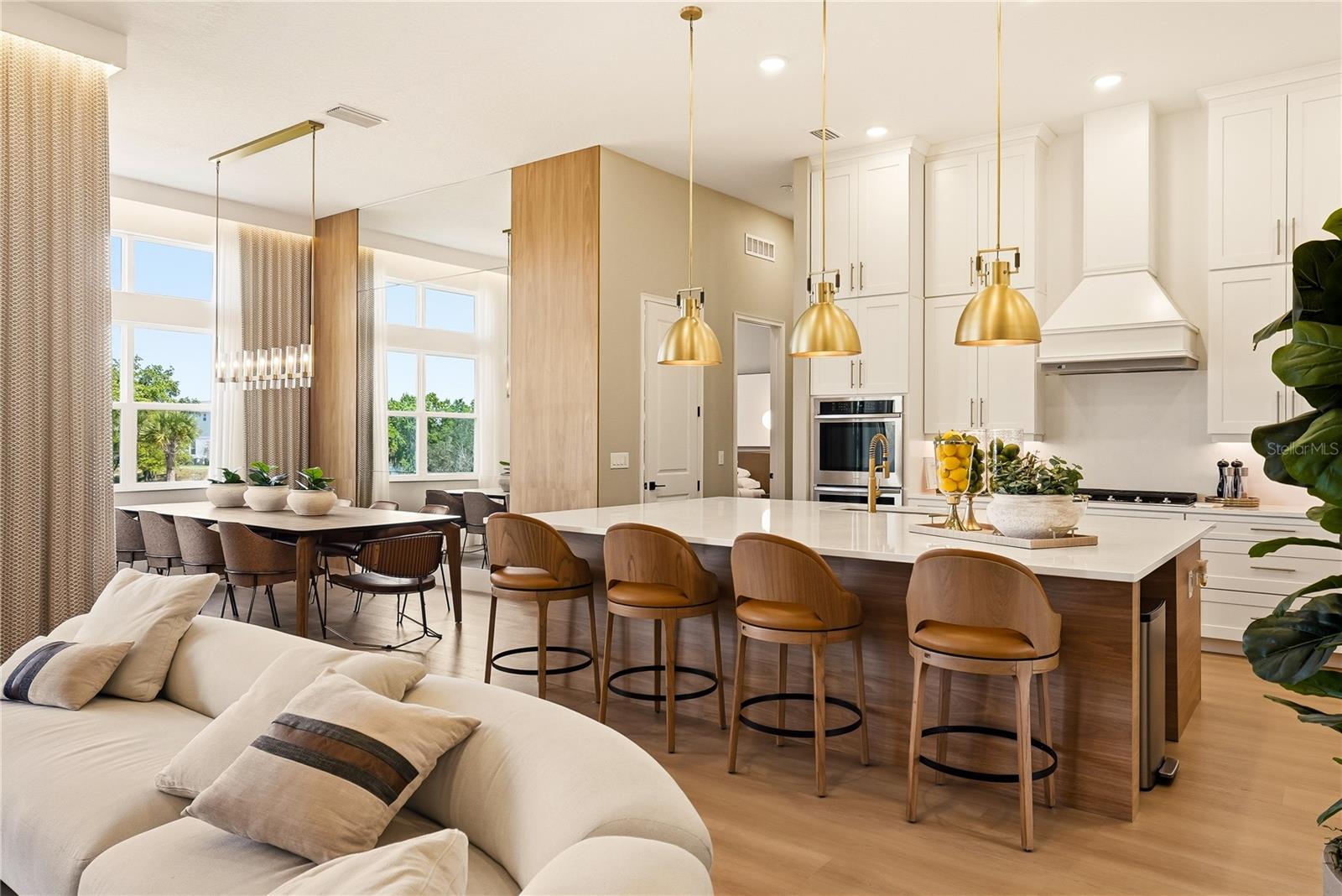 Image 11 of 47 For 16077 Barkly Ridge Court