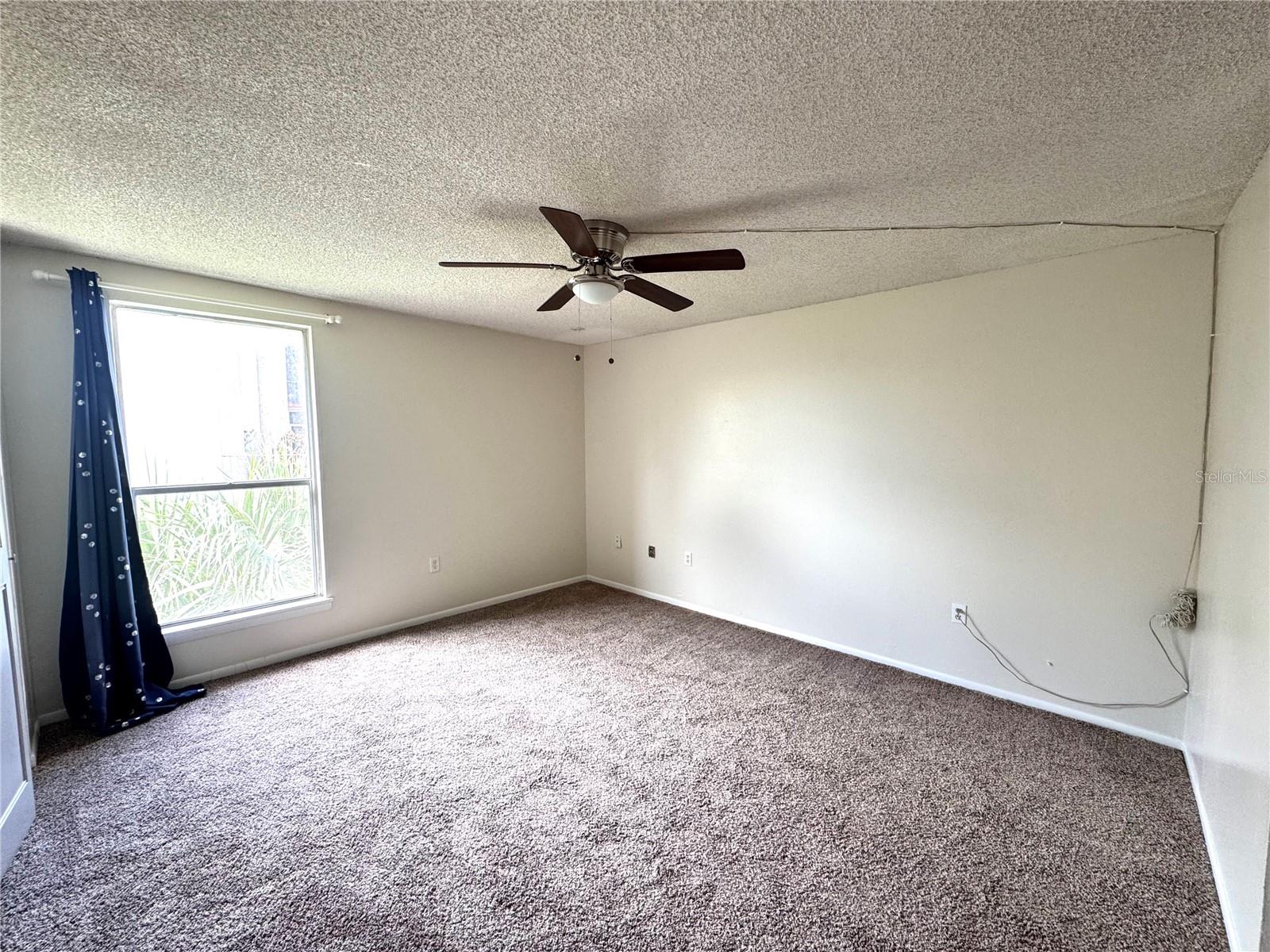 Image 17 of 21 For 514 Orange Drive 26