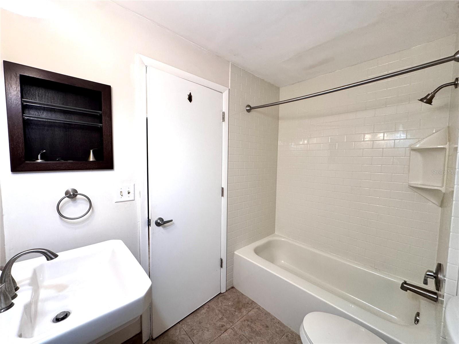 Image 20 of 21 For 514 Orange Drive 26