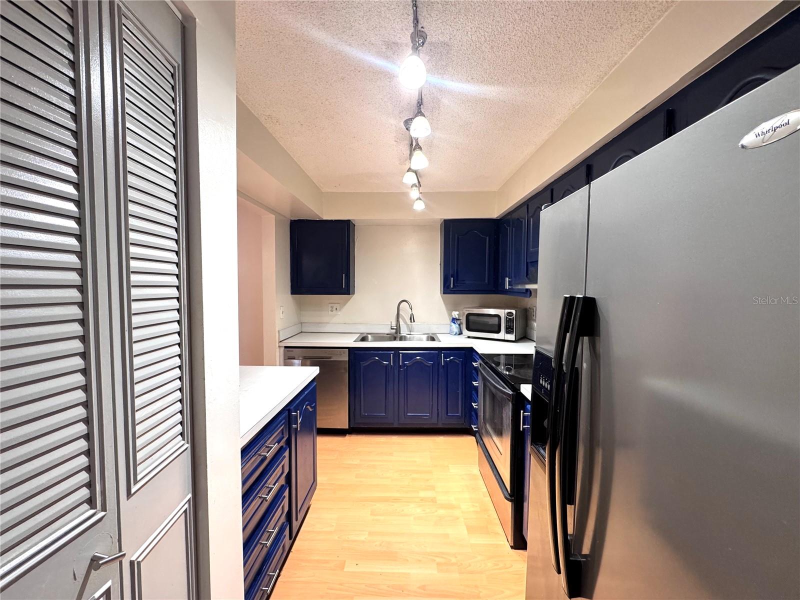 Image 5 of 21 For 514 Orange Drive 26