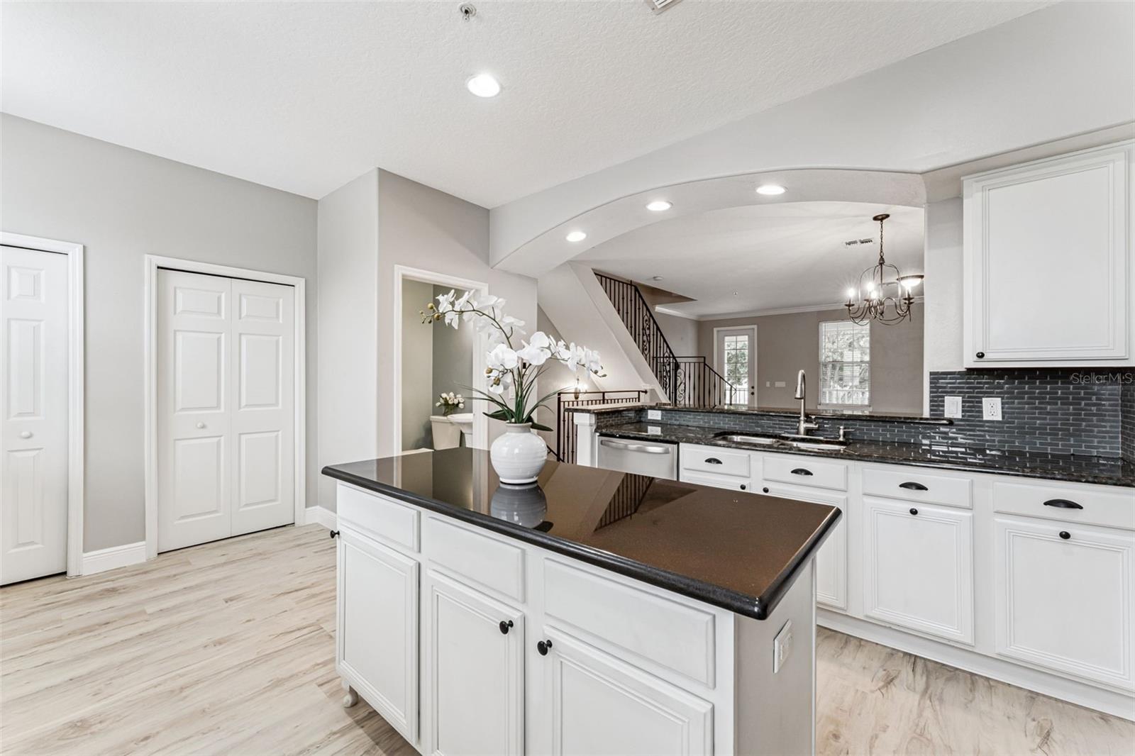 Image 16 of 36 For 4571 Virginia Drive