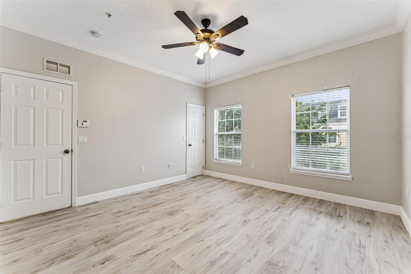 Image 20 of 36 For 4571 Virginia Drive