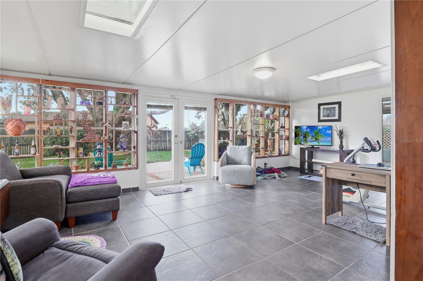 Image 7 of 24 For 1307 Ortega Street