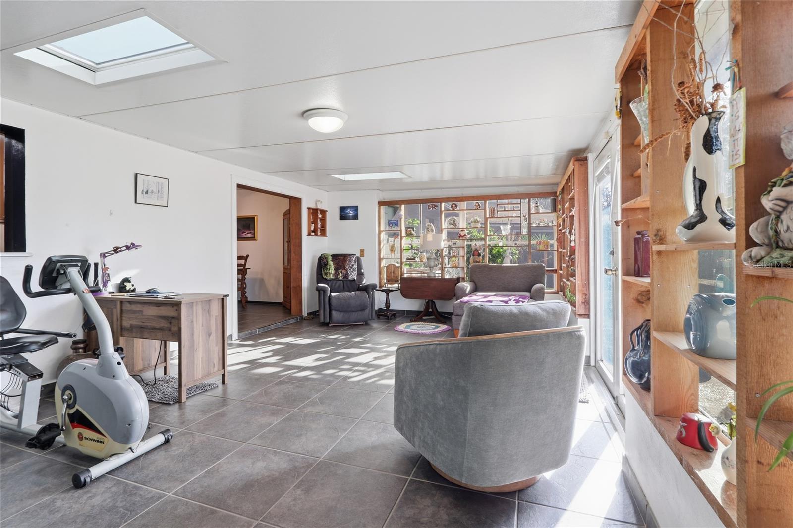 Image 8 of 24 For 1307 Ortega Street