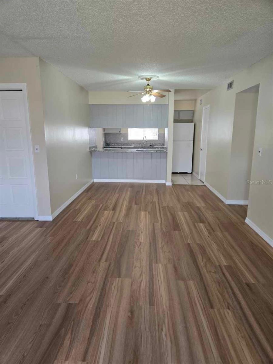 Image 2 of 9 For 1000 Lake Of The Woods Boulevard 201e