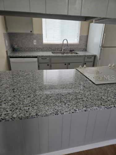 Image 3 of 9 For 1000 Lake Of The Woods Boulevard 201e