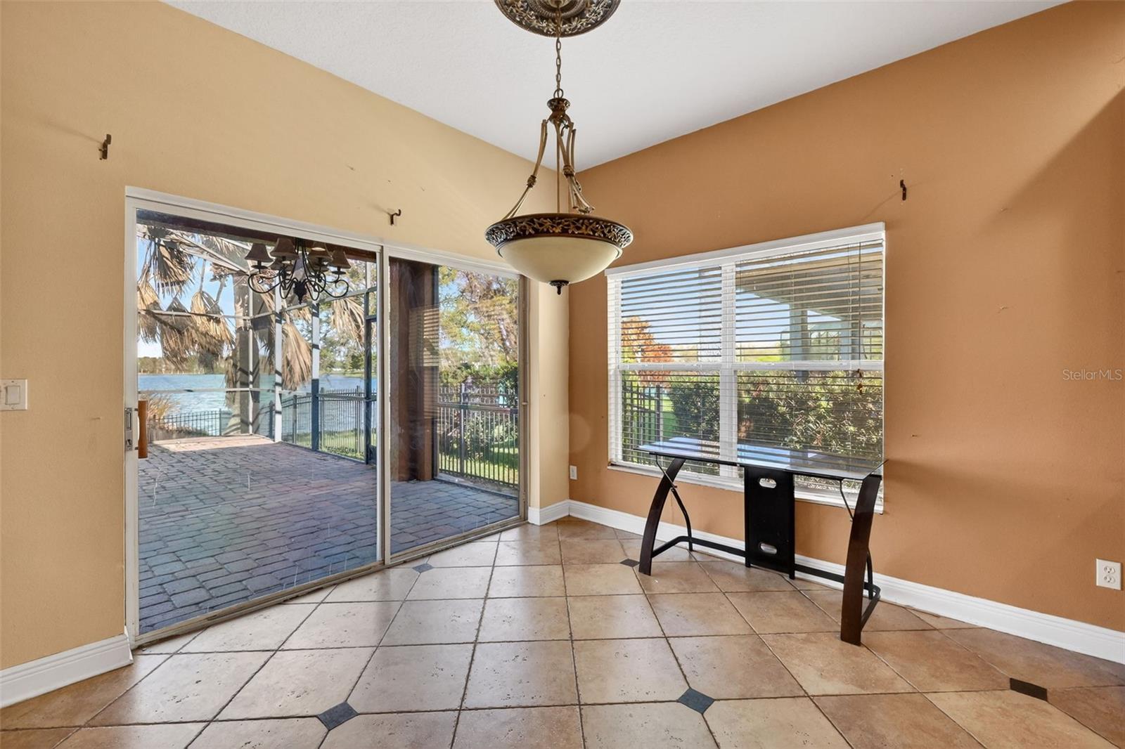 Image 13 of 31 For 5413 Walsh Pond Court