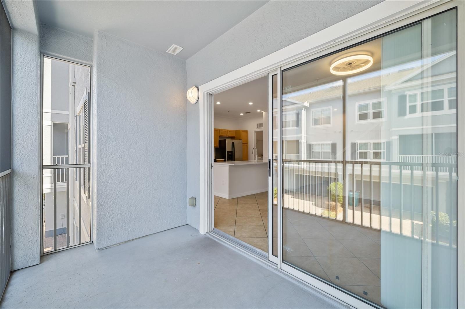 Image 14 of 55 For 2532 Grand Central Parkway 6