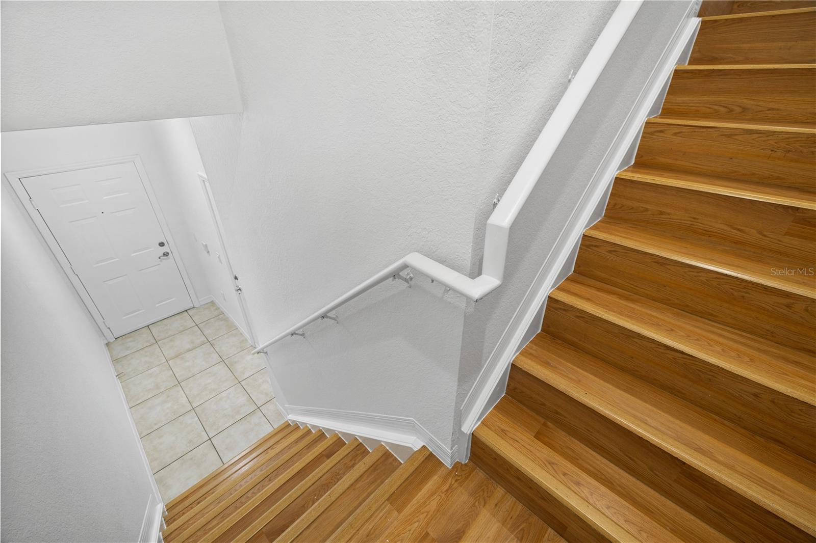 Image 9 of 55 For 2532 Grand Central Parkway 6