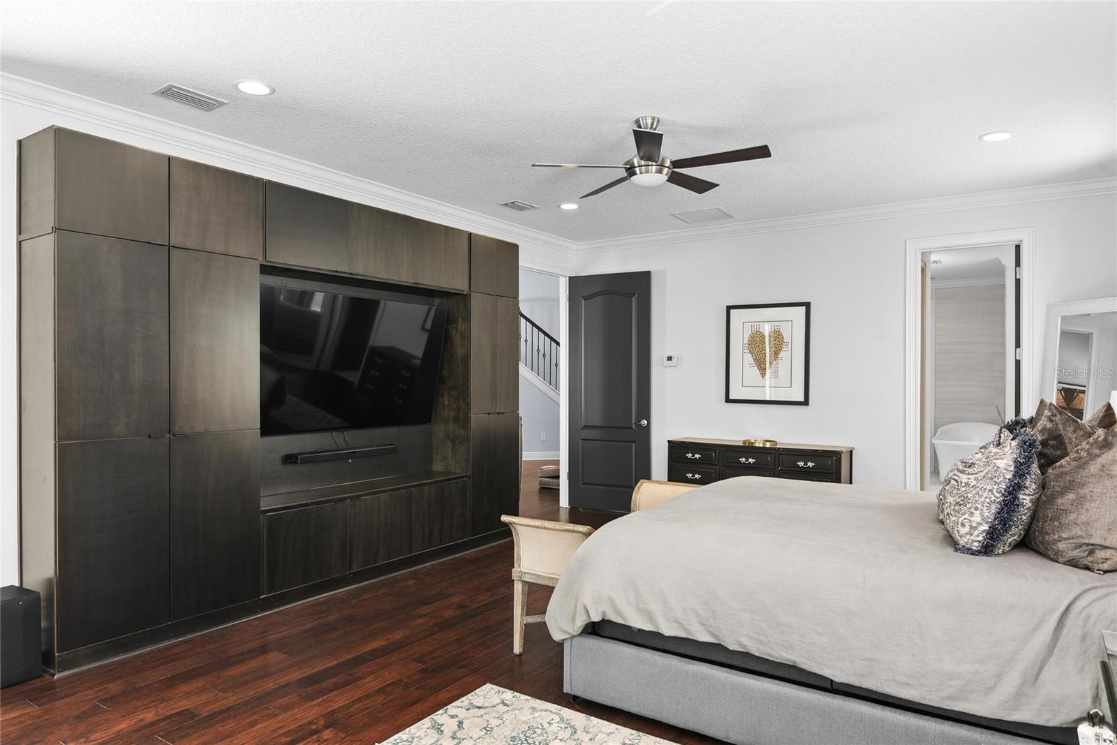 Image 21 of 46 For 1840 Bryan Avenue