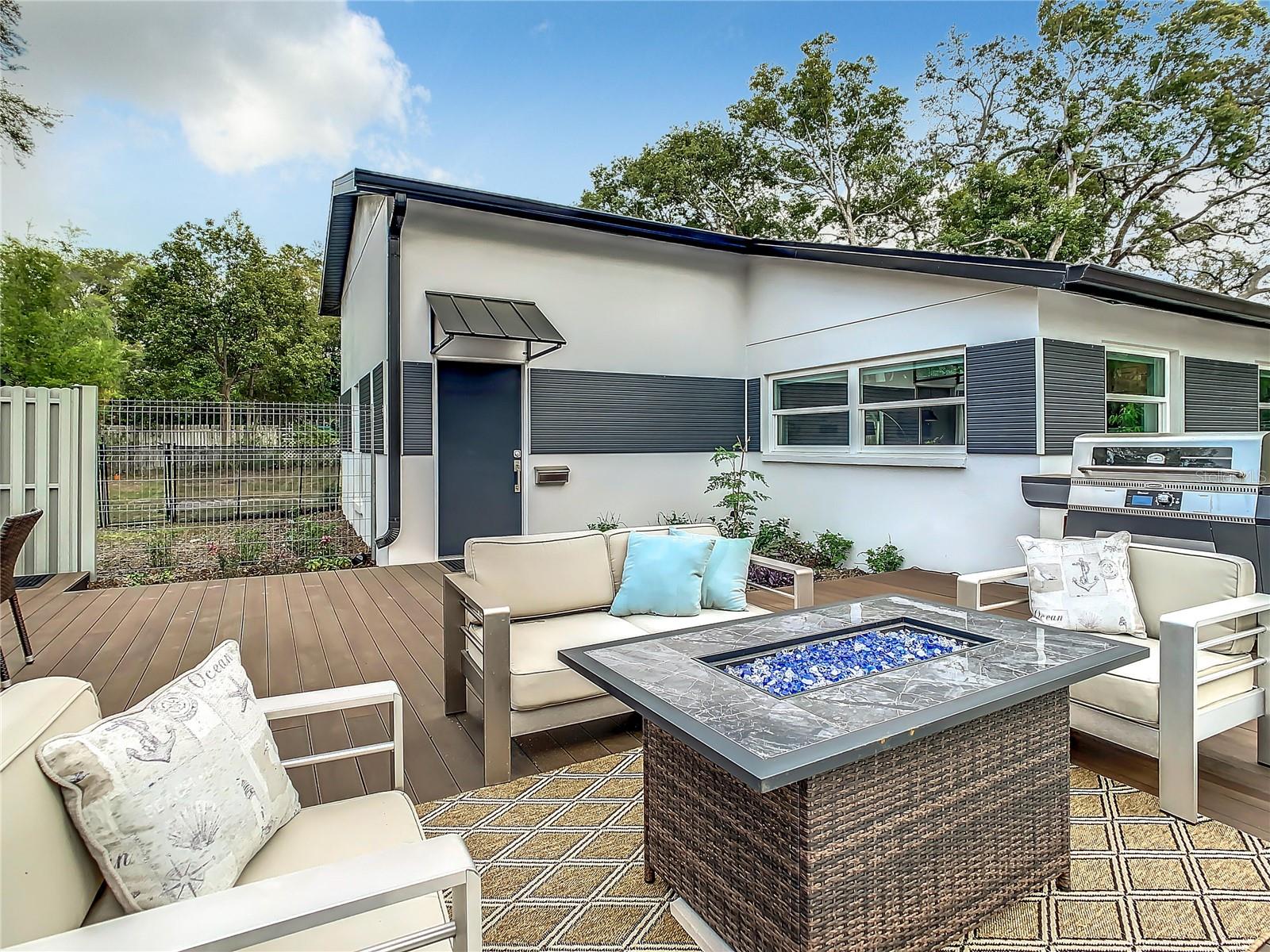 Image 68 of 82 For 1851 Royal Oak Place E