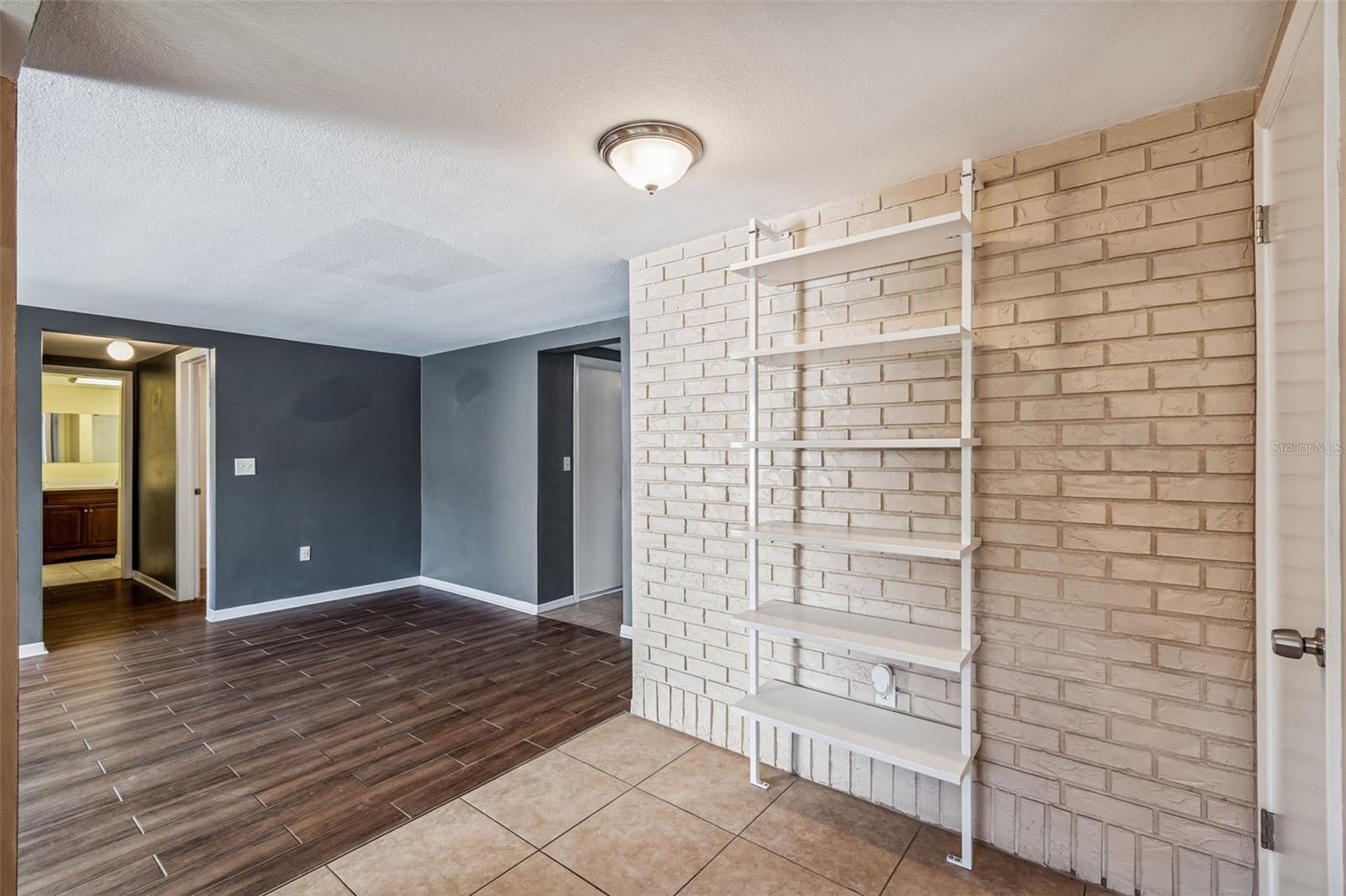 Image 26 of 45 For 8210 Clover Hill Loop