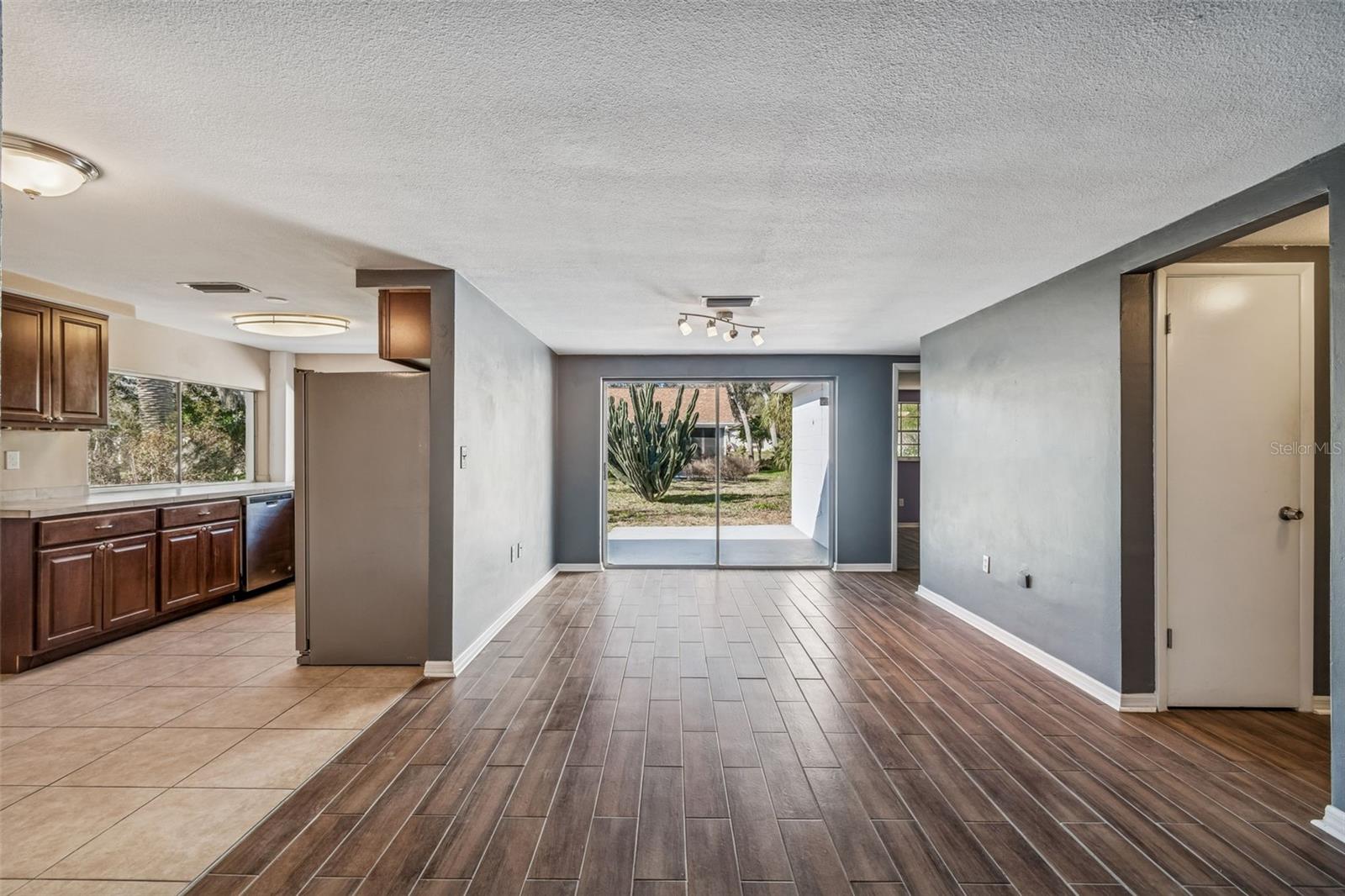 Image 27 of 45 For 8210 Clover Hill Loop