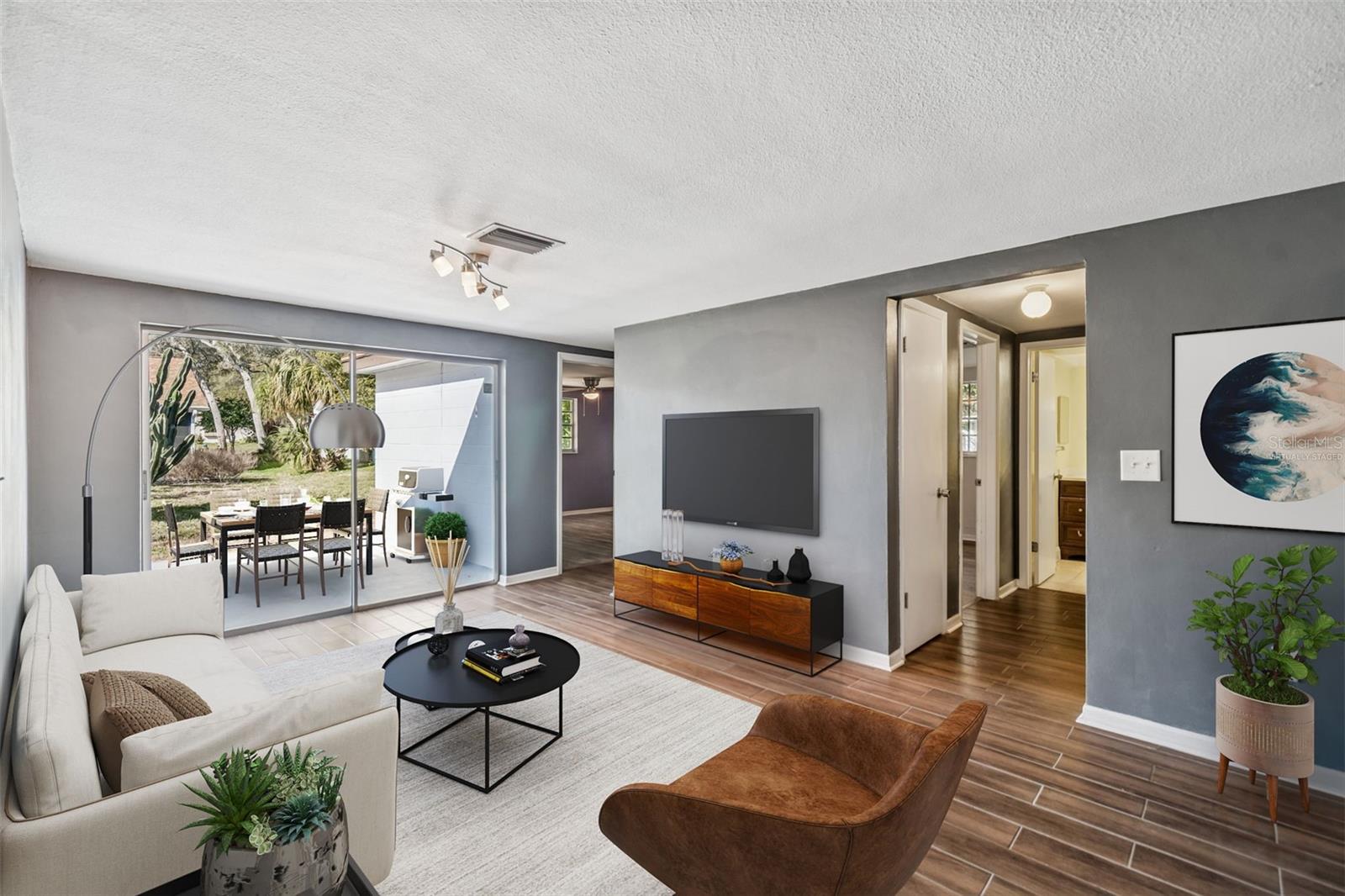 Image 28 of 45 For 8210 Clover Hill Loop