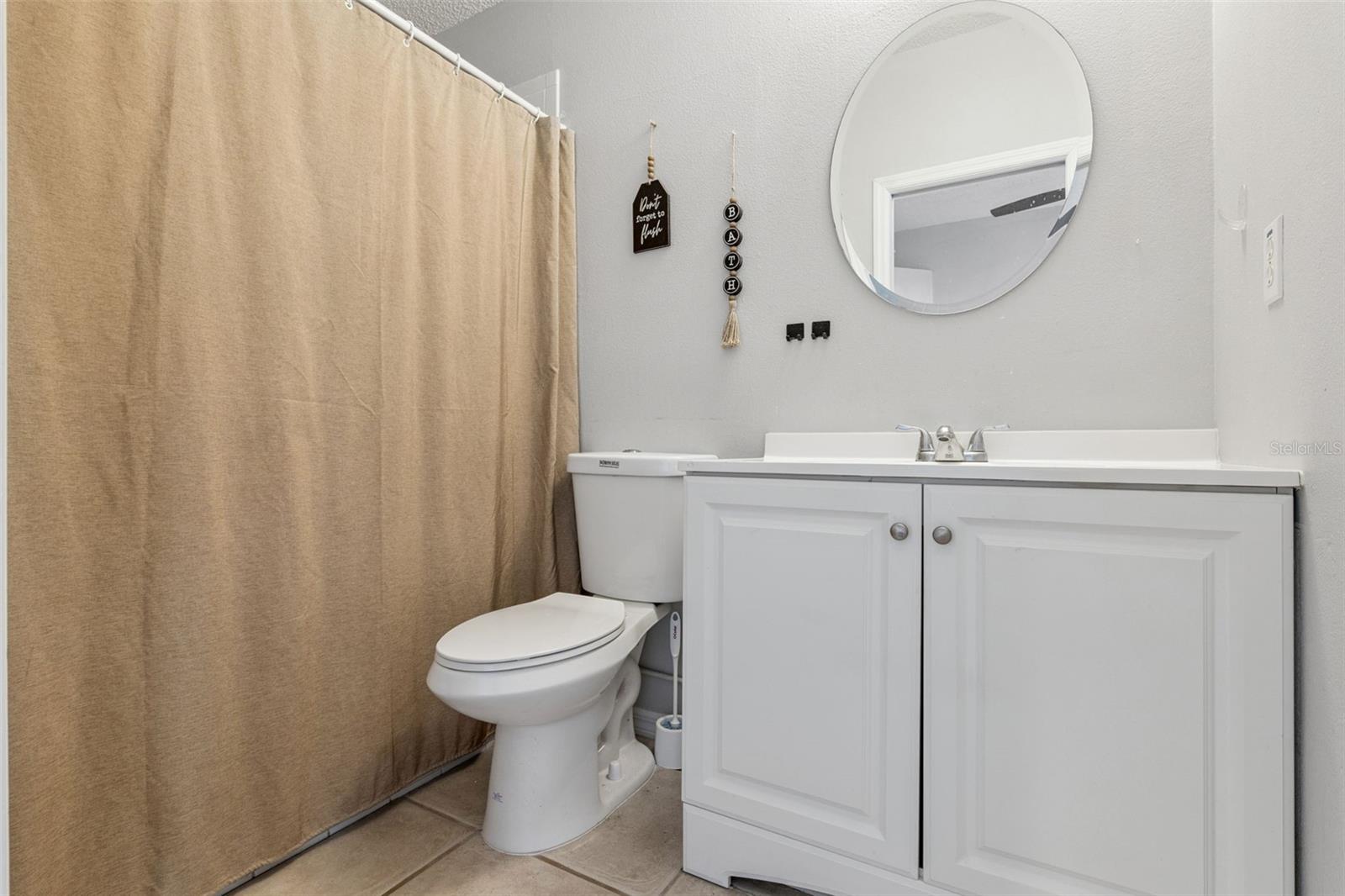 Image 14 of 26 For 23 Cayman Circle