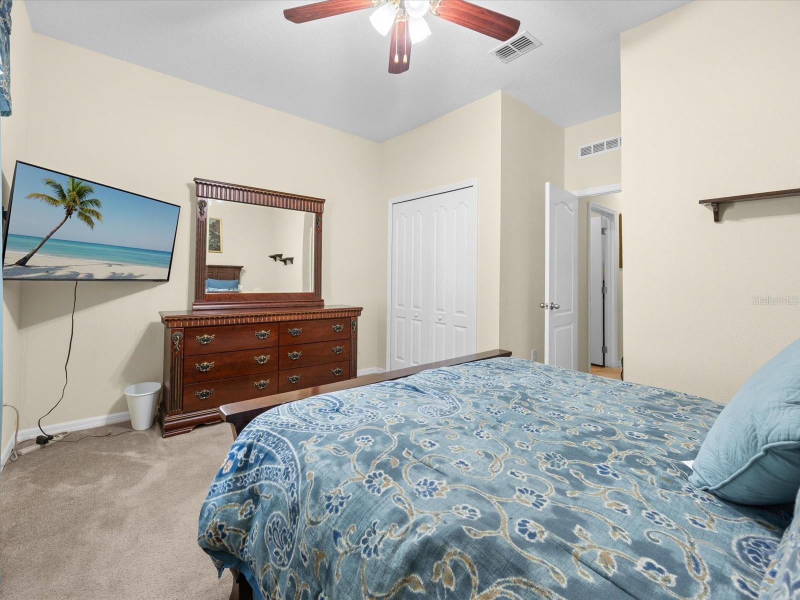 Image 27 of 42 For 307 Gladesdale Street
